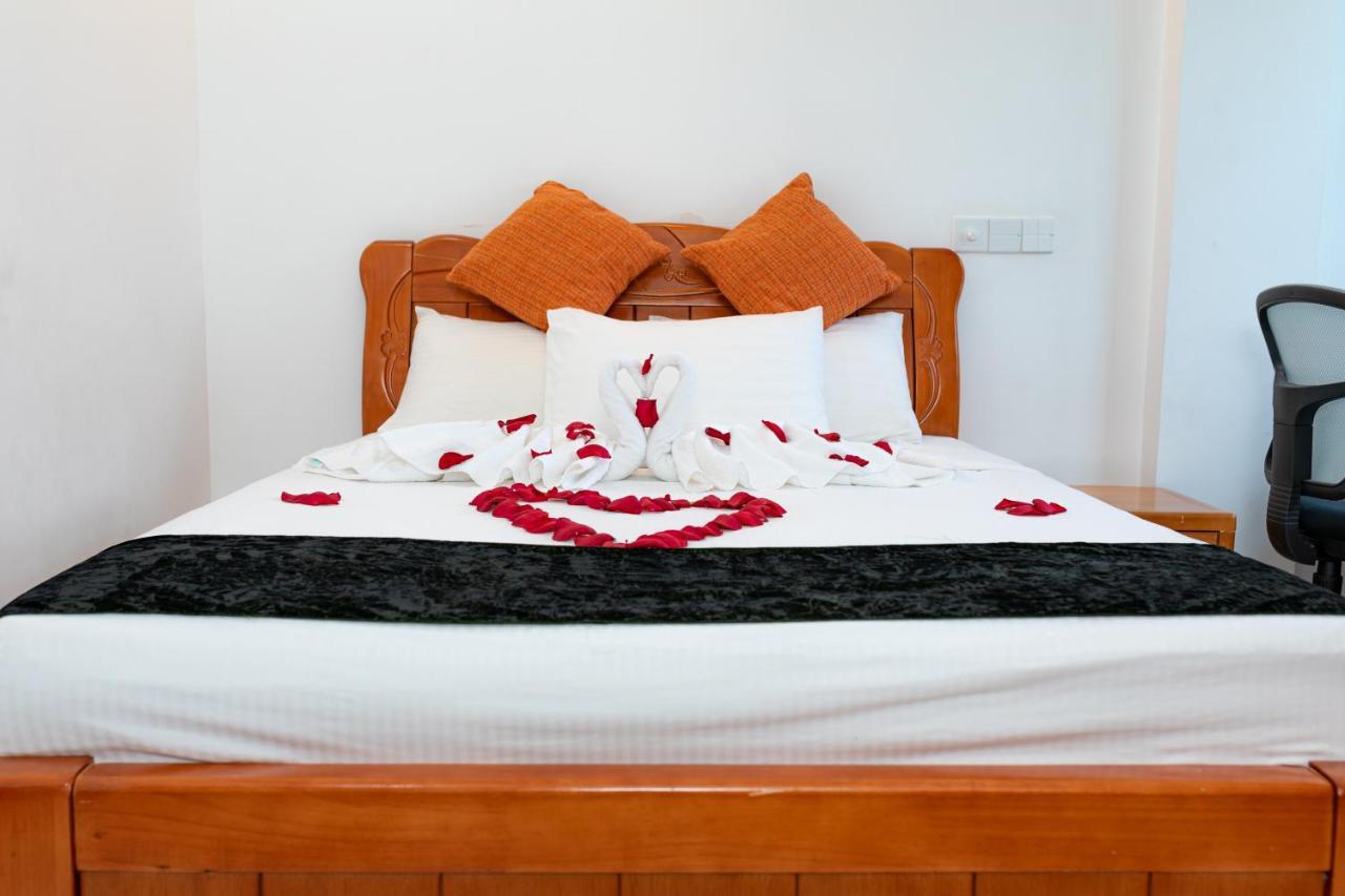 White Beach Holiday At Hulhumale' Екстериор снимка